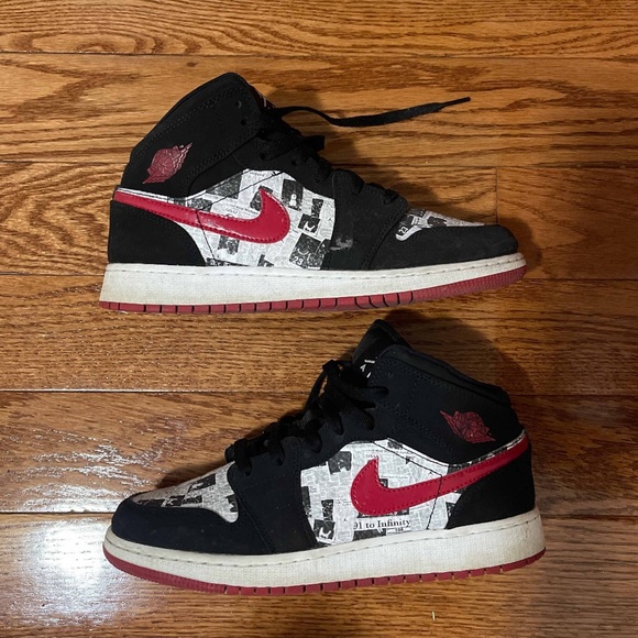 2019 Air Jordan 1 Mid SE GS ‘Newspaper Air Times’ - Picture 2 of 7